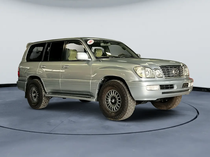 Подержанный Lexus LX 470 II Рестайлинг, 4.7 л, 2005 в Дубае от BILGATTI AUTO Серебристый цвет. Американская | AUTO.AE | Объявление #271690