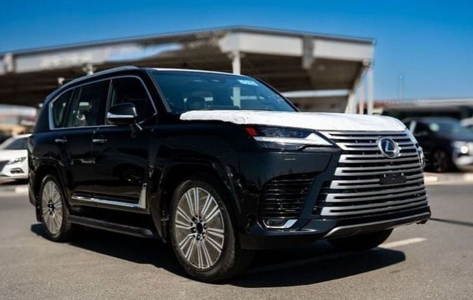 جديدة Lexus LX 700h رابعاً, 3.4 l, 2025 في في الإمارات, دبي من Hussein Ghulam Motors FZCO، اللون أسود. مواصفات الخليج | AUTO.AE | إعلان #278436