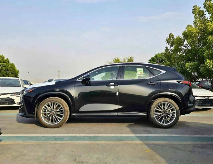 Новый Lexus NX 350 II, 2.4 л, 2025 в Дубае от SK Motors Белый цвет. Other | AUTO.AE