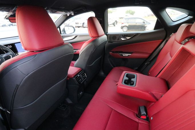 Новый Lexus NX 350 II, 2.4 л, 2025 в Дубае от Atlantic Motors FZCO Белый цвет.  | AUTO.AE