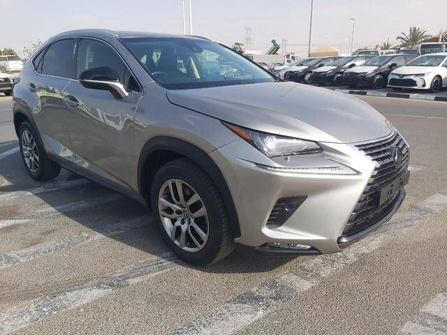 مستعملة Lexus NX 300 أنا شد الوجه, 2.0 l, 2018 في في دبي من SONDOS MOTORS FZE، اللون رمادي. أخرى | AUTO.AE