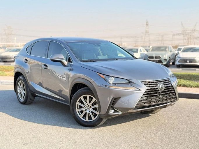 مستعملة Lexus NX 300 أنا فيس ليفت, 2.0 l, 2020 في في دبي من GHAZNI MOTORS، اللون رمادي. المواصفات الأمريكية | AUTO.AE