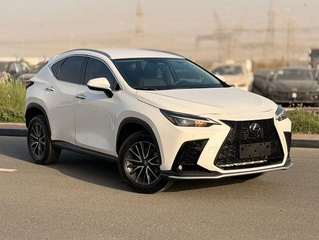 مستعملة Lexus NX 250 ثانياً, 2.5 l, 2025 في في دبي من GHAZNI MOTORS، اللون أبيض. المواصفات الأمريكية | AUTO.AE | إعلان #259128