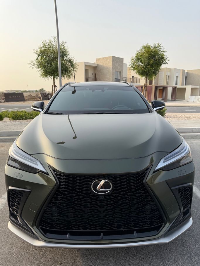 مستعملة Lexus NX 350 ثانياً, 2.4 l, 2025 في في دبي، اللون أخضر. مواصفات الخليج | AUTO.AE | إعلان #272100