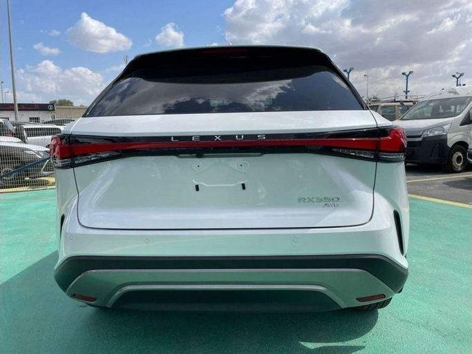 Новый Lexus RX 350 V, 2.4 л, 2023 в Дубае от Mohamed Hakim Motors Белый цвет. Other | AUTO.AE