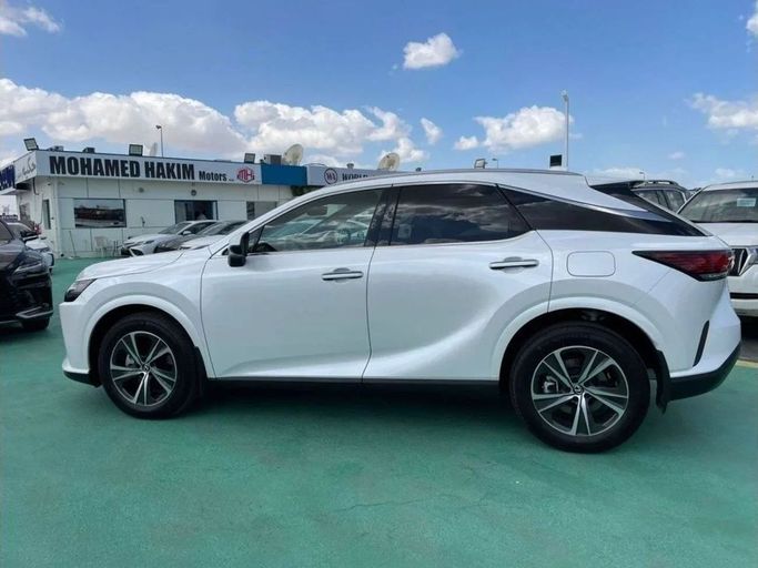 Новый Lexus RX 350 V, 2.4 л, 2024 в Дубае от Mohamed Hakim Motors Белый цвет. GCC | AUTO.AE