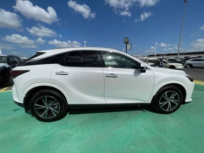 Новый Lexus RX 350 V, 2.4 л, 2024 в Дубае от Mohamed Hakim Motors Белый цвет. GCC | AUTO.AE