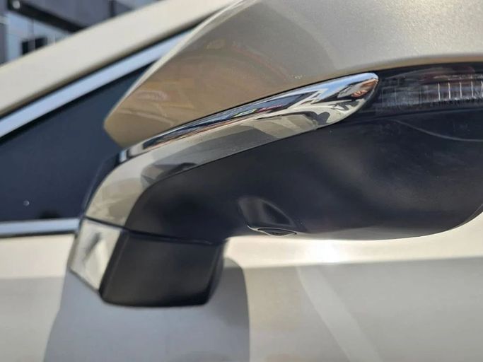 Новый Lexus RX 350 IV Рестайлинг, 3.5 л, 2019 в Дубае от SK Motors Бежевый цвет. Американская | AUTO.AE