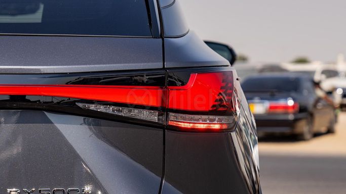 Новый Lexus RX 500h V, 2.4 л, 2024 в Дубае от Milele Серый цвет. Other | AUTO.AE