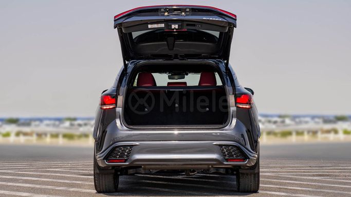 Новый Lexus RX 500h V, 2.4 л, 2024 в Дубае от Milele Серый цвет. Other | AUTO.AE