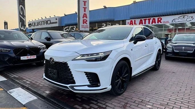Подержанный Lexus RX 500h V, 2.4 л, 2024 в Дубае от Ignite Used Cars Белый цвет. Канадская | AUTO.AE