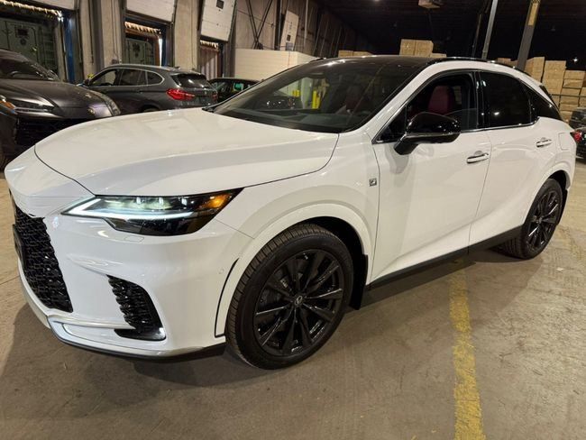 جديدة Lexus RX 350 V, 2.4 l, 2026 في في دبي من Nexus Auto FZE، اللون أبيض. المواصفات الكندية | AUTO.AE