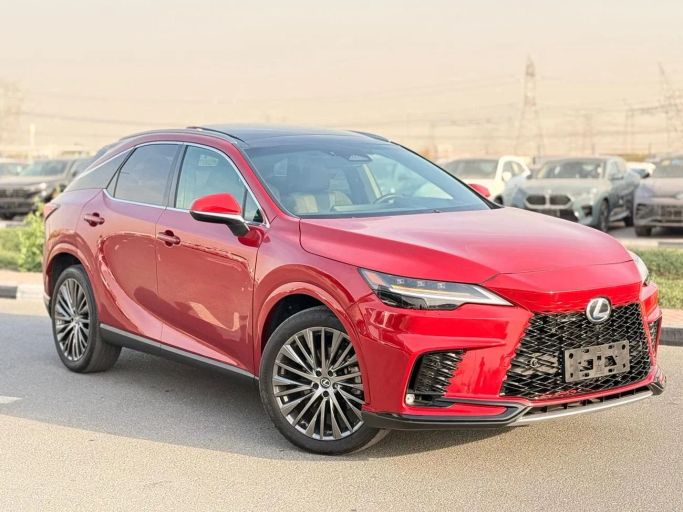 مستعملة Lexus RX 350h V, 2.5 l, 2024 في في دبي من GHAZNI MOTORS، اللون أحمر. المواصفات الأمريكية | AUTO.AE