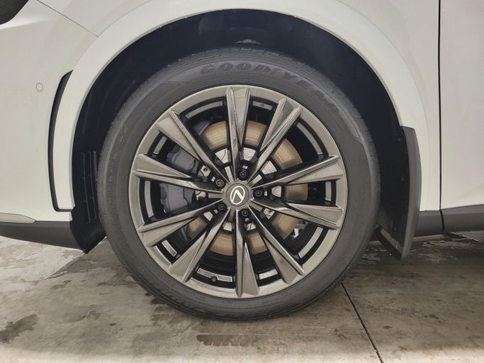 Новый Lexus RX 350 V, 2.4 л, 2026 в ОАЭ, Дубай Белый цвет. Канадская | AUTO.AE | Объявление #281971 — фото 8 из 30