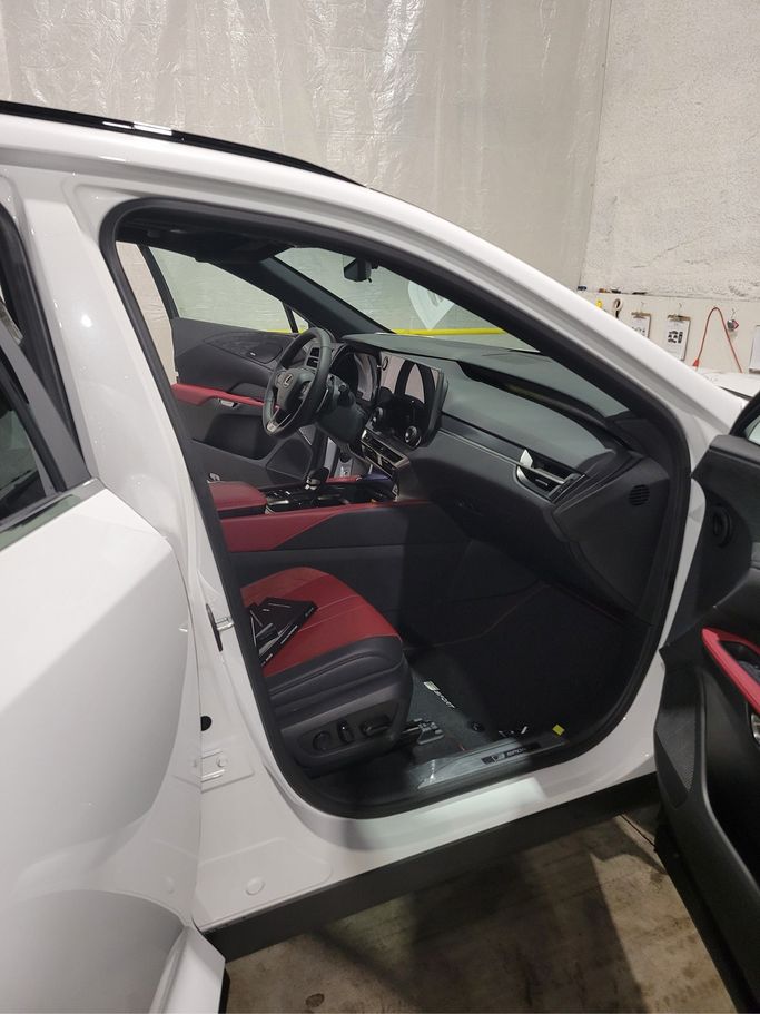 Новый Lexus RX 350 V, 2.4 л, 2026 в ОАЭ, Дубай Белый цвет. Канадская | AUTO.AE | Объявление #281971 — фото 10 из 30