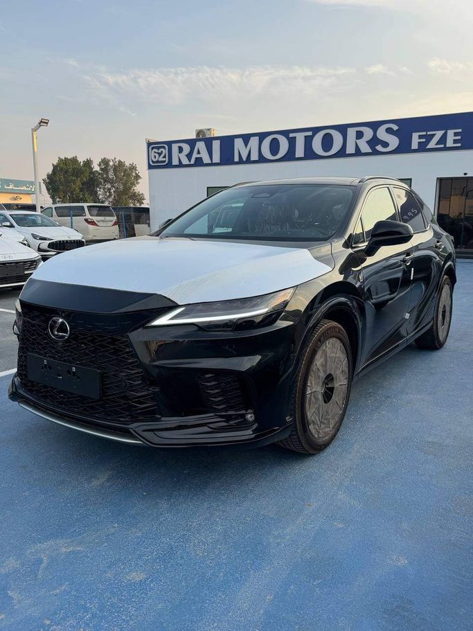 جديدة Lexus RX 500h V، 2.4 لتر، 2026 في الإمارات، دبي من RAI MOTORS، اللون أسود.  | AUTO.AE | إعلان #296281 — صورة 3 من 25