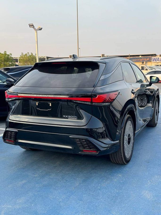 جديدة Lexus RX 500h V، 2.4 لتر، 2026 في الإمارات، دبي من RAI MOTORS، اللون أسود.  | AUTO.AE | إعلان #296281 — صورة 23 من 25