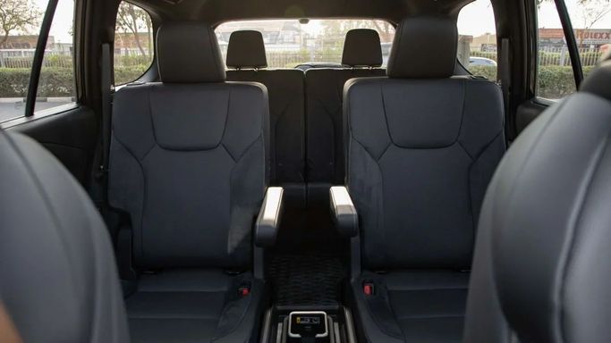 Новый Lexus TX 500h, 2.4 л, 2025 в Дубае от Dresden Motors Черный цвет. Канадская | AUTO.AE