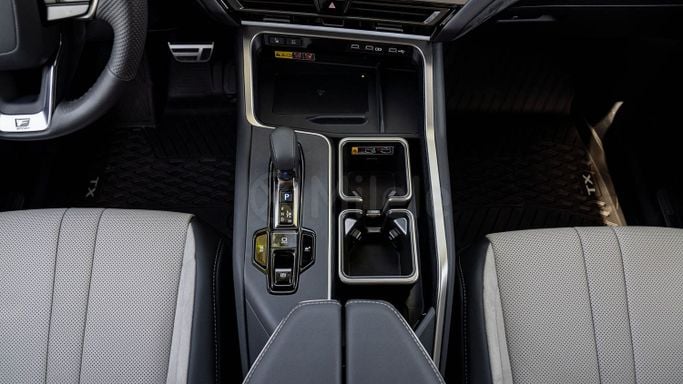 Новый Lexus TX 500h, 2.4 л, 2024 в Дубае от Milele Белый цвет. Other | AUTO.AE