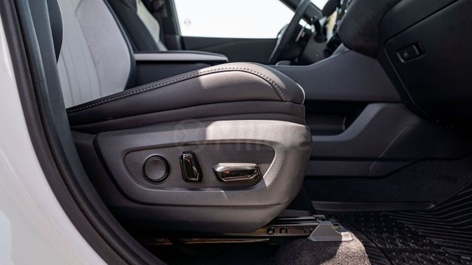 Новый Lexus TX 500h, 2.4 л, 2024 в Дубае от Milele Белый цвет. Other | AUTO.AE