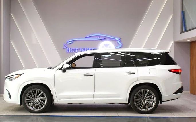 Подержанный Lexus TX 350, 2.4 л, 2024 в Дубае от Hot Wheel Used Motors Белый цвет. Other | AUTO.AE