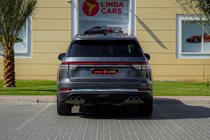 Подержанный Lincoln Aviator II, 3.0 л, 2023 в Дубае от Linda Cars Серый цвет. GCC | AUTO.AE
