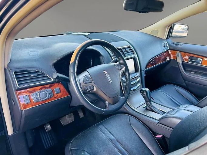 Подержанный Lincoln MKS I, 3.5 л, 2011 в Дубае от Mirza Automobile FZE Черный цвет. Японская | AUTO.AE