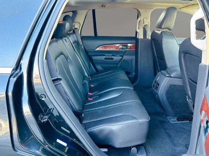 Подержанный Lincoln MKS I, 3.5 л, 2011 в Дубае от Mirza Automobile FZE Черный цвет. Японская | AUTO.AE