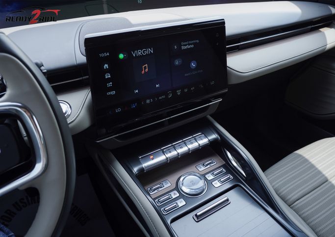 مستعملة Lincoln Nautilus ثانياً، 2.0 لتر، 2024 في الإمارات، دبي من READY 2 RIDE MOTORS، اللون أسود. مواصفات الخليج | AUTO.AE | إعلان #295083 — صورة 12 من 16