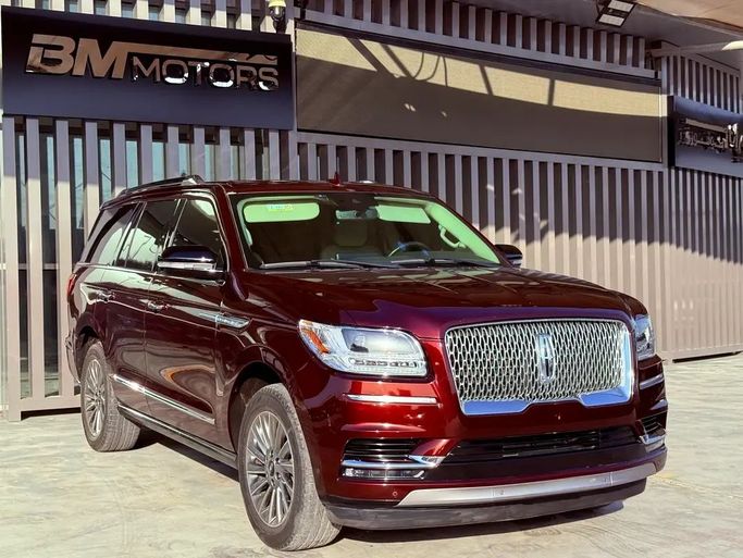 Подержанный Lincoln Navigator IV, 3.5 л, 2021 в Дубае от BM Motors  Тёмно-бордовый цвет. GCC | AUTO.AE