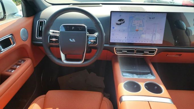 Новый LiXiang L6, 1.5 л, 2024 в Дубае от Alwan Global Cars Белый цвет. Other | AUTO.AE