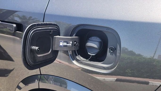 Новый LiXiang L7 I Рестайлинг, 1.5 л, 2025 в Дубае от Alwan Global Cars Серый цвет. Other | AUTO.AE