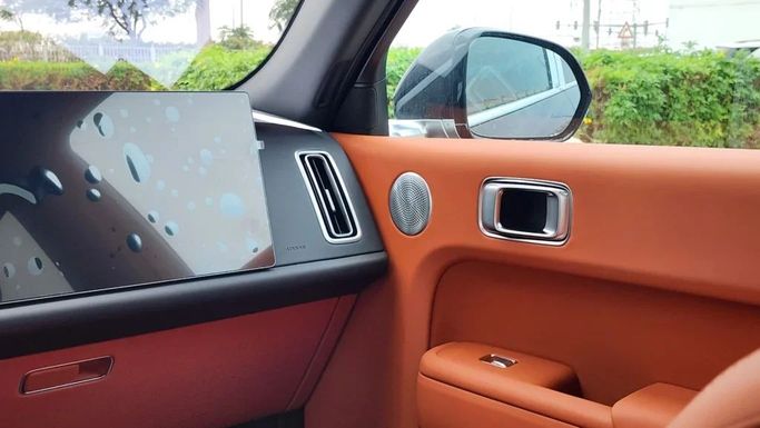 Новый LiXiang L7 I Рестайлинг, 1.5 л, 2025 в Дубае от Alwan Global Cars Черный цвет. Other | AUTO.AE
