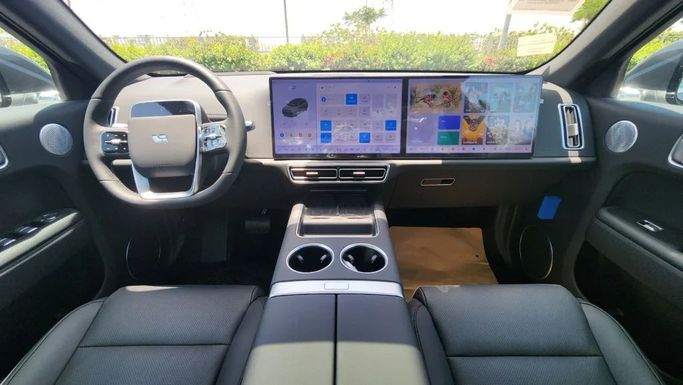 New LiXiang L7 I Facelift, 1.5 l, 2025 in Dubai by Alwan Global Cars, Grey color. Other | AUTO.AE
