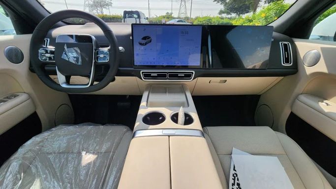 New LiXiang L7 I Facelift, 1.5 l, 2025 in Dubai by Alwan Global Cars, White color. Other | AUTO.AE