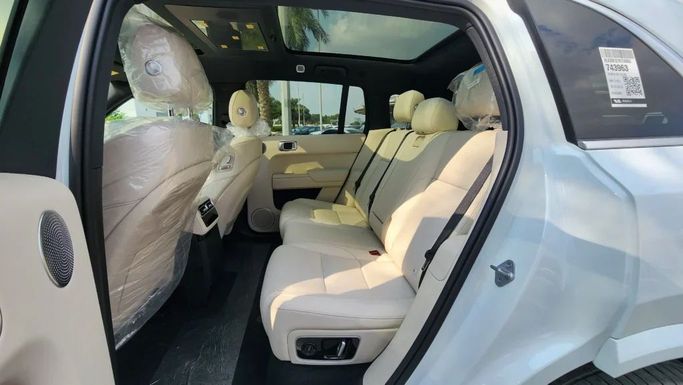 New LiXiang L7 I Facelift, 1.5 l, 2025 in Dubai by Alwan Global Cars, White color. Other | AUTO.AE