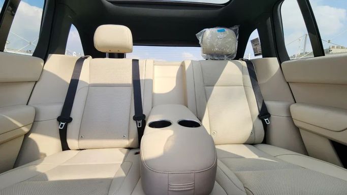 New LiXiang L7 I Facelift, 1.5 l, 2025 in Dubai by Alwan Global Cars, White color. Other | AUTO.AE