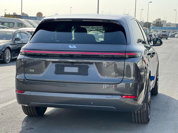 Новый LiXiang L7 I, 1.5 л, 2024 в Дубае от My Way Motors Серый цвет. Китайская | AUTO.AE
