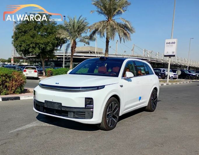 Новый LiXiang L7 I Рестайлинг, 1.5 л, 2025 в Дубае от Al Warqa Used Cars LLC Белый цвет. Китайская | AUTO.AE
