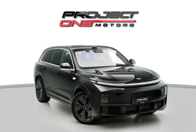 Новый LiXiang L7 I Рестайлинг, 1.5 л, 2025 в Дубае от Project One Motors Черный цвет. Китайская | AUTO.AE