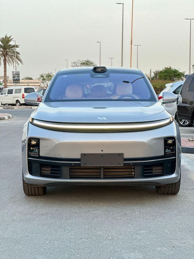 جديدة LiXiang L7 أنا فيس ليفت, 1.5 l, 2024 في في دبي من Golden Century Motors Zhongdong Trading FZE، اللون رمادي. المواصفات الصينية | AUTO.AE | إعلان #249160