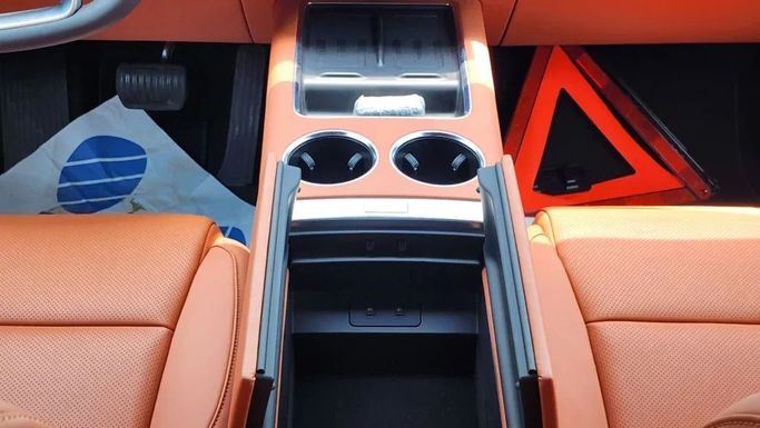 New LiXiang L9 I Facelift, 1.5 l, 2024 in Dubai by Alwan Global Cars, Black color. Other | AUTO.AE