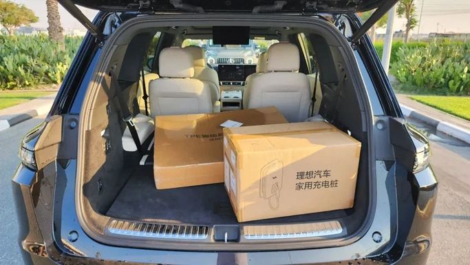 New LiXiang L9 I Facelift, 1.5 l, 2024 in Dubai by Alwan Global Cars, Black color. Other | AUTO.AE