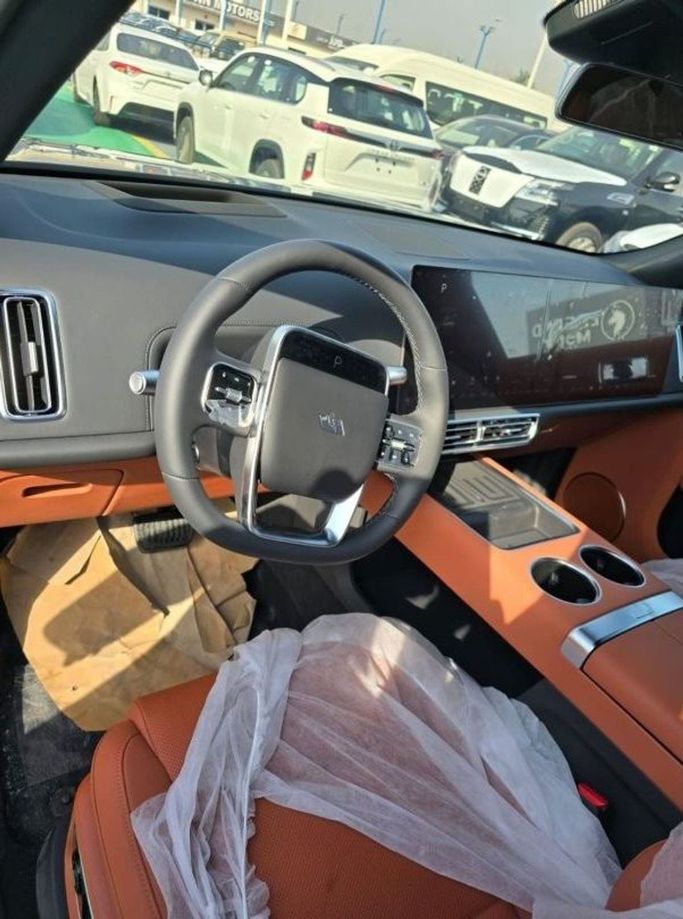 Новый LiXiang L9 I Рестайлинг, 1.5 л, 2024 в Дубае от Mohamed Hakim Motors Серый цвет. GCC | AUTO.AE