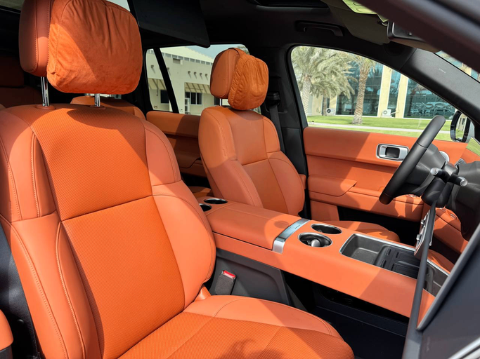 Used LiXiang L9 I Facelift, 1.5 l, 2025 in Dubai by EvExperts, Silver color. Chinese Specs | AUTO.AE