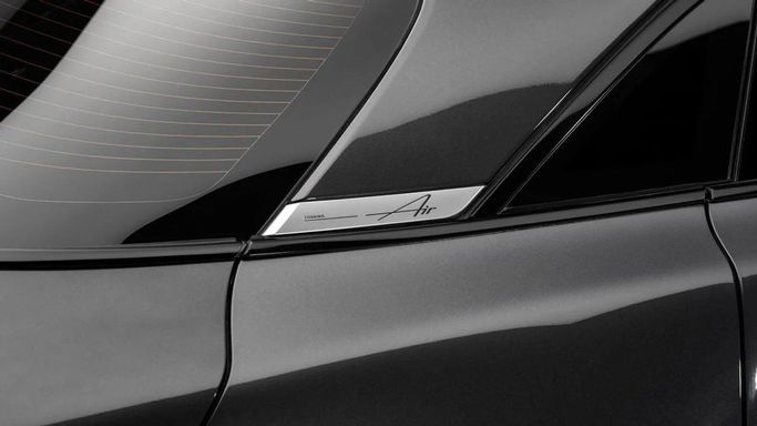 Подержанный Lucid Air, 2025 в Дубае от Al Ain Class Motors Черный цвет. GCC | AUTO.AE