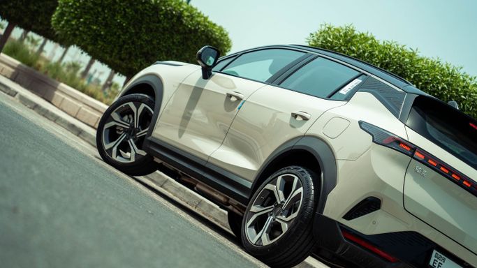 Lynk & Co 06 I Facelift, 2025  suv 5 dr. for rent in Dubai by One by One Car Rental - Angelyn, white color | AUTO.AE