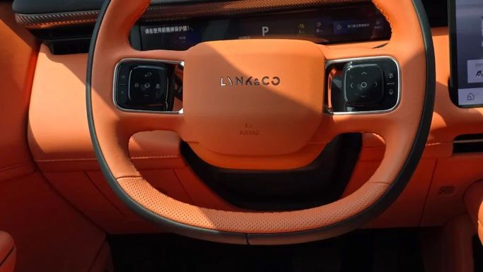 New Lynk & Co 900, 1.5 l, 2025 in Dubai by Alwan Global Cars, Black color. Other | AUTO.AE