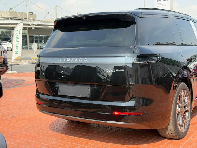 New Lynk & Co 900, 1.5 l, 2025 in Dubai by Billion Auto , Black color. Chinese Specs | AUTO.AE
