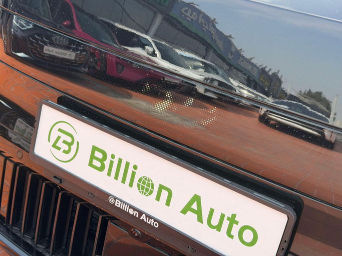 New Lynk & Co 900, 1.5 l, 2025 in Dubai by Billion Auto , Black color. Chinese Specs | AUTO.AE